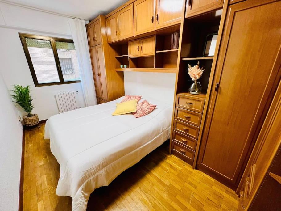 A Orillas Del Pilar Con Parking Apartment